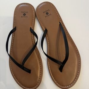 Shade & Shore Women's Black and Tan Sandals